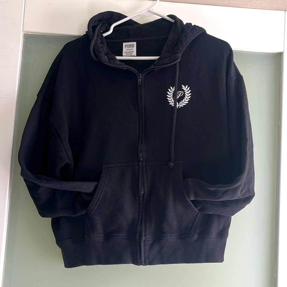 VS Pink zip up hoodie in used like new condition.